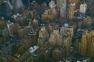 測量の会社を神戸市内で探している人に